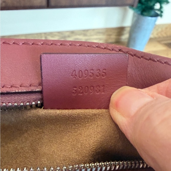 Gucci Pink Floral GG Supreme Leather & Canvas Crossbody Bag - Picture 10 of 13